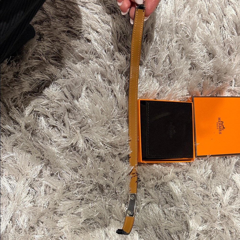 Hermès Black Leather Bracelet - Picture 5 of 7
